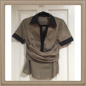 BCBGMAXAZRIA short sleeve shirt tie in the back